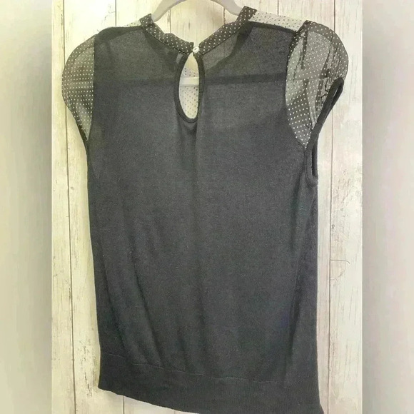 H&M Blouse Black and White pattern size 10 Lightweight - Picture 4 of 11